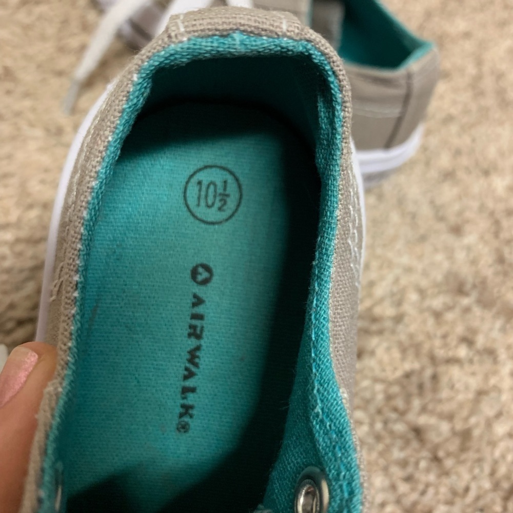 Airwalk Legacee sneakers grey gray white tie laces boy girl neutral toddler 10.5 - Picture 8 of 11